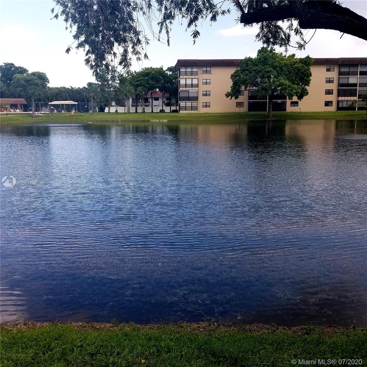 Tamarac, FL 33319,4930 E Sabal Palm Blvd #112