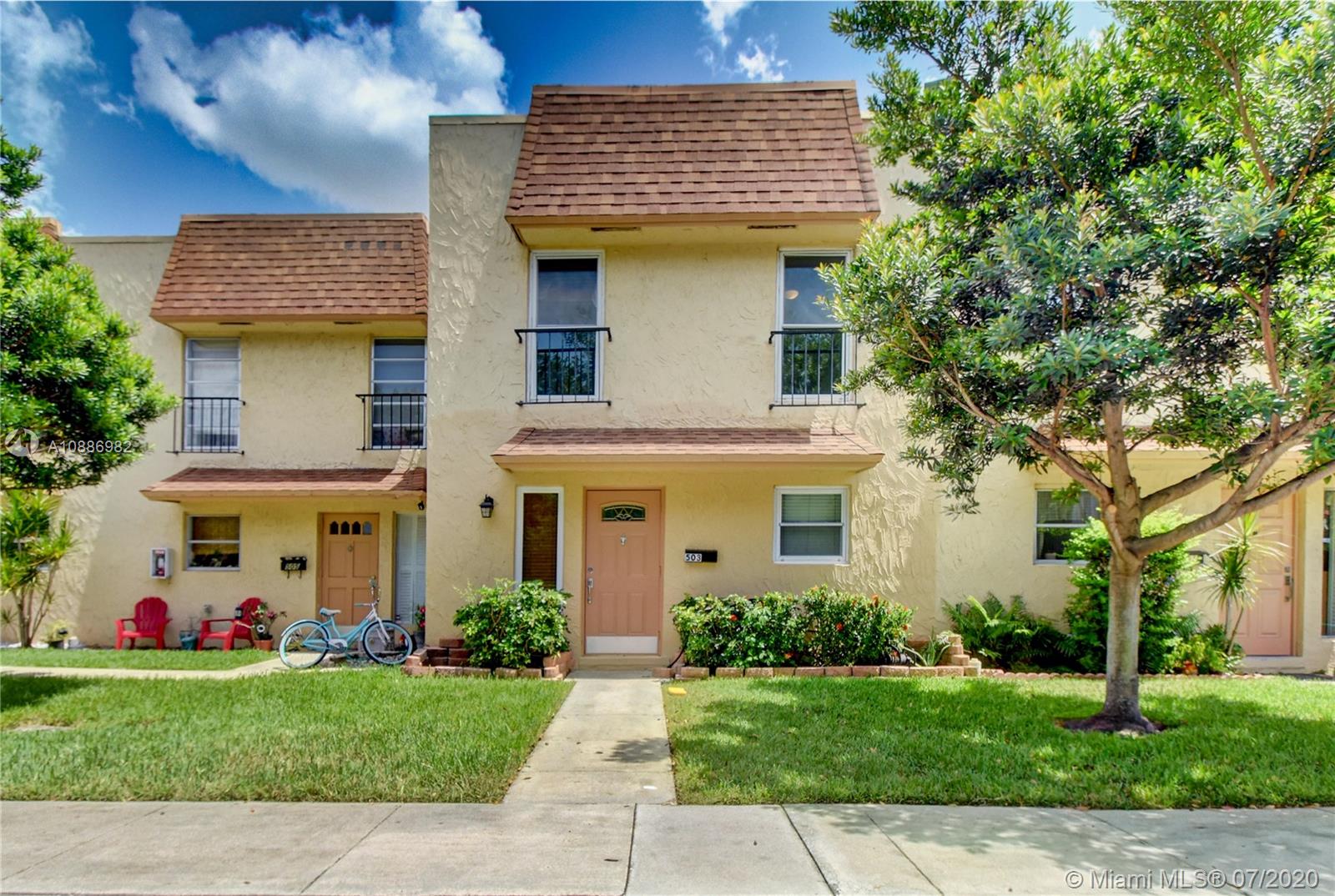 503 N Pine Island Rd #2, Plantation, FL 33324