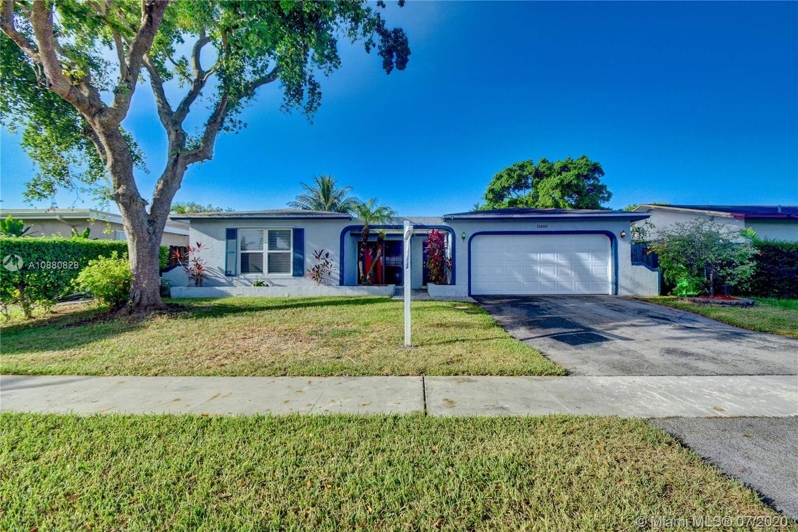 11660 NW 30th Pl, Sunrise, FL 33323