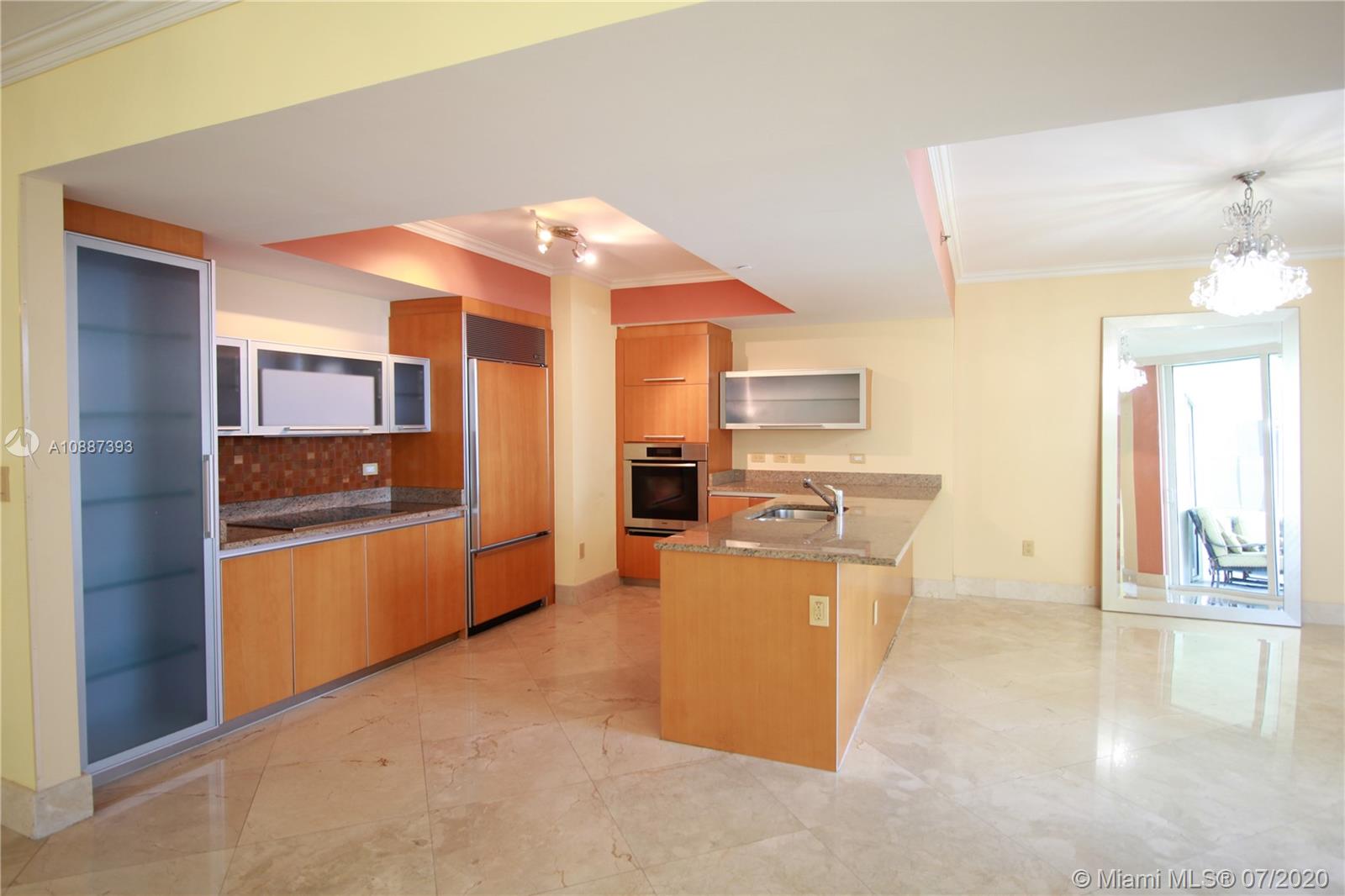 Sunny Isles Beach, FL 33160,17201 Collins Ave #2705