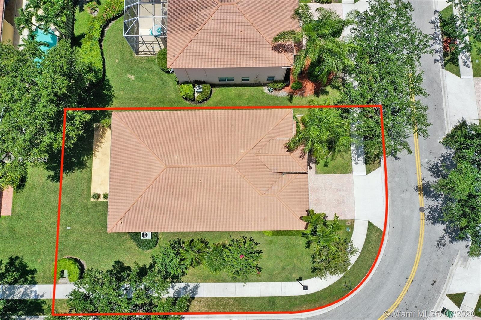 Weston, FL 33331,16300 Sapphire Pl