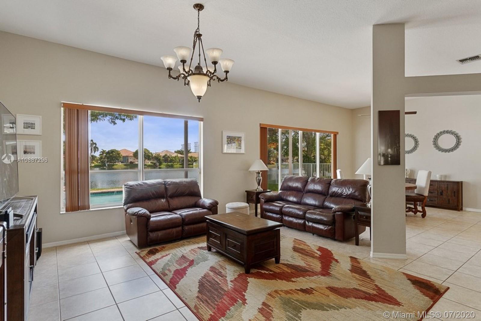 Pembroke Pines, FL 33331,16523 Segovia Cir S