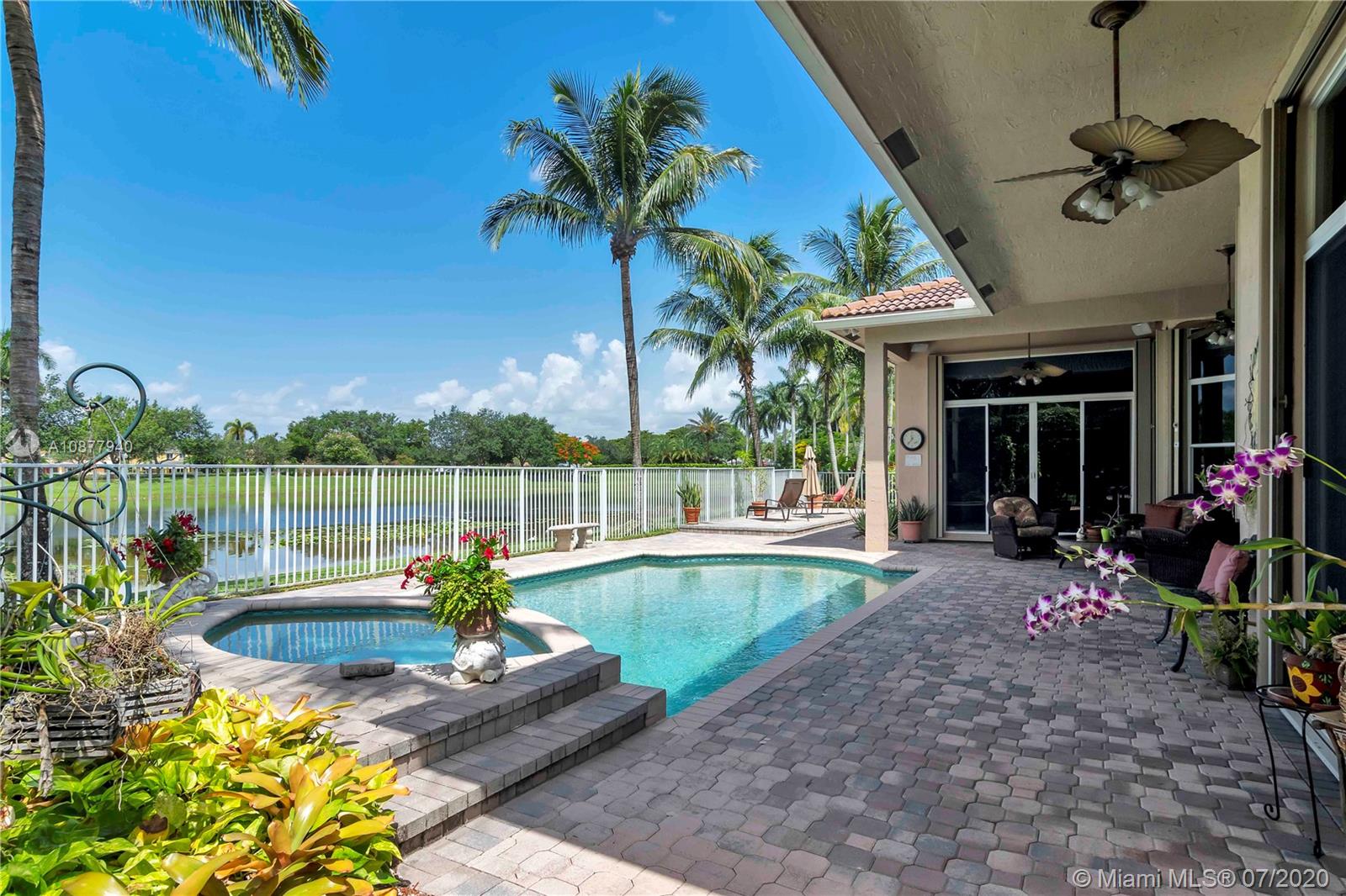 Weston, FL 33327,915 Tradewinds Bnd