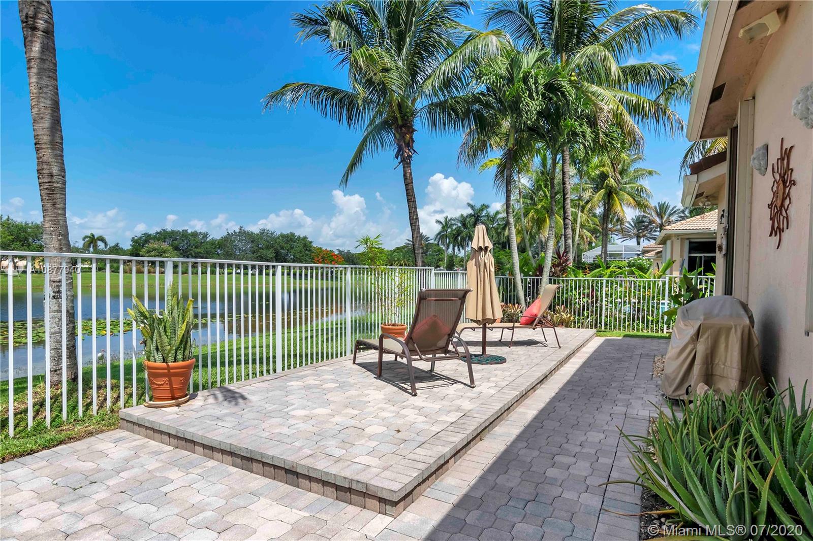 Weston, FL 33327,915 Tradewinds Bnd