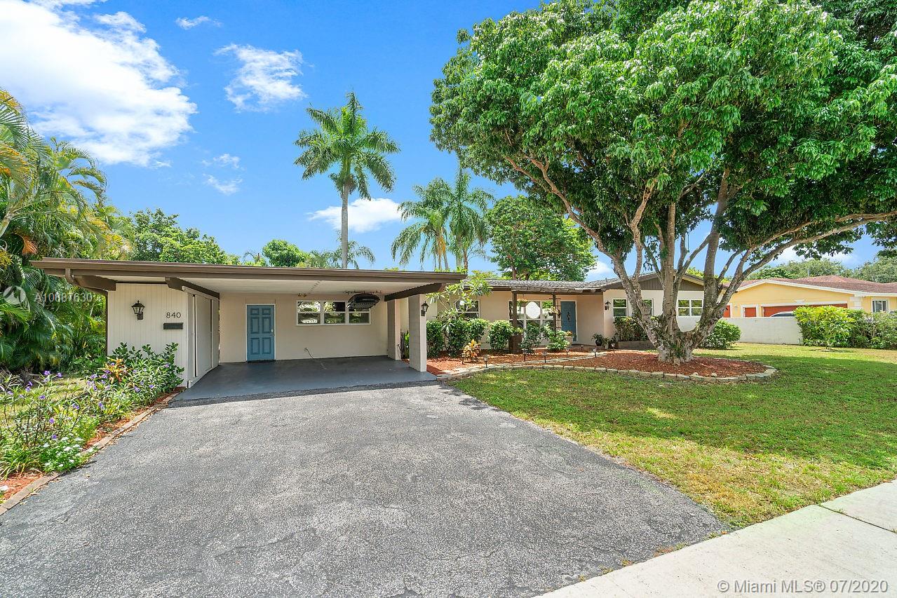 Plantation, FL 33317,840 Azalea Ct