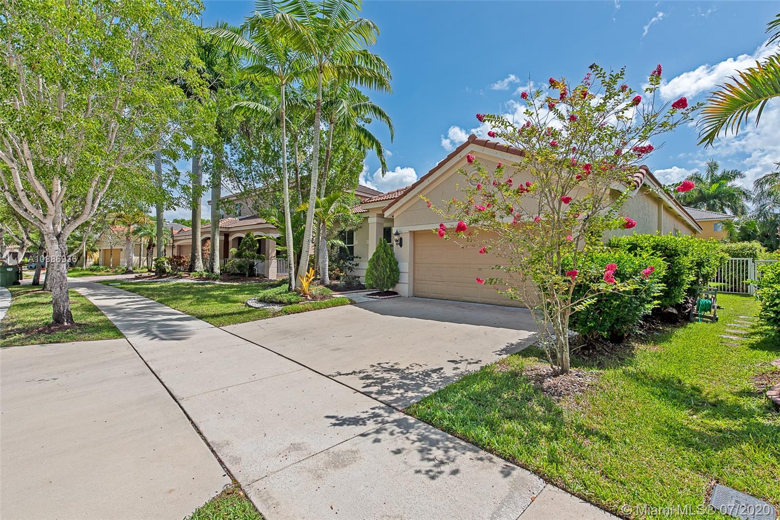 Weston, FL 33327,752 Lavender Cir