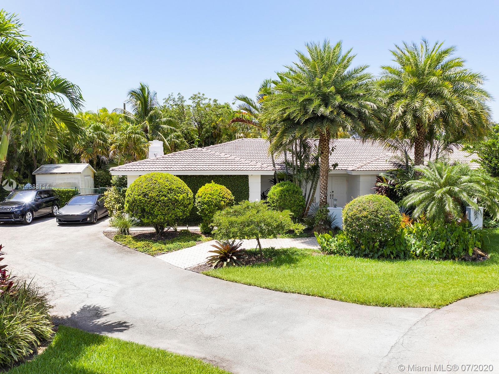 7100 SW 118th St,  Pinecrest,  FL 33156