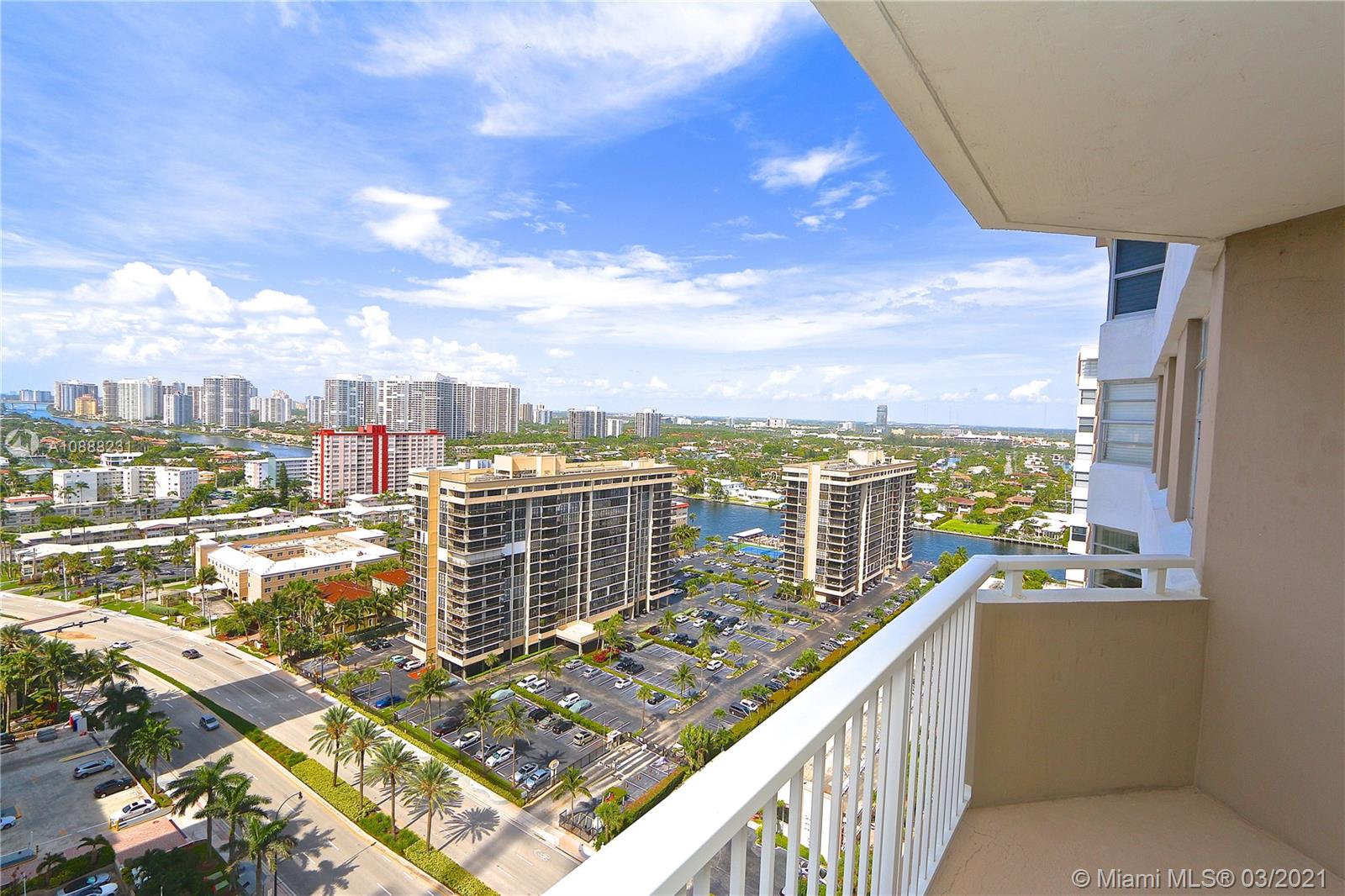 Hallandale Beach, FL 33009,1980 S Ocean Dr #21N