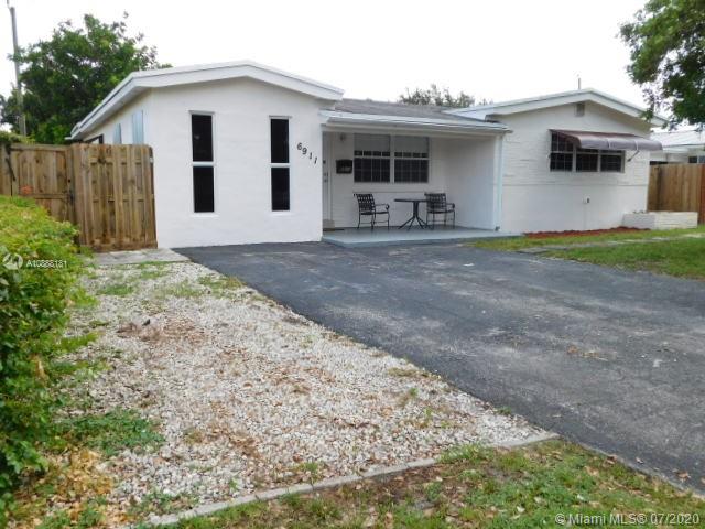 6911 SW 11th St, Pembroke Pines, FL 33023