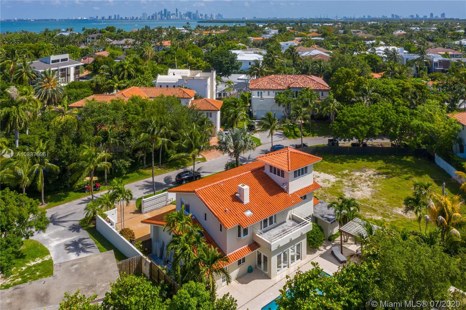 Key Biscayne, FL 33149,370 Harbor Ln