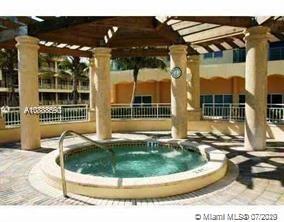 Hollywood, FL 33019,2501 S Ocean Dr #1520