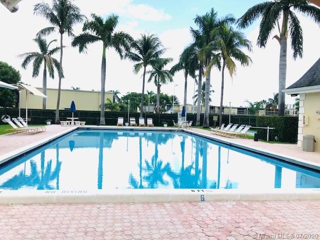 Hallandale Beach, FL 33009,2204 NE 7th St #3