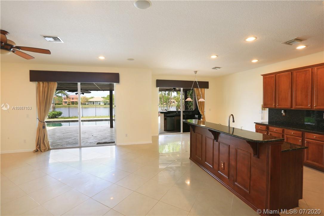 Weston, FL 33332,19155 Stonebrook St