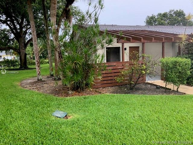 11857 SW 11th Ct, Davie, FL 33325