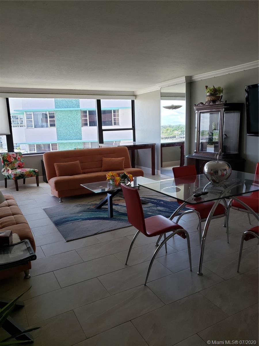 Miami Beach, FL 33140,5225 Collins Ave #820