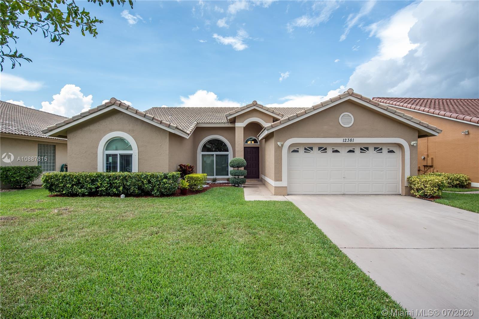 Coral Springs, FL 33071,12381 SW 1st St