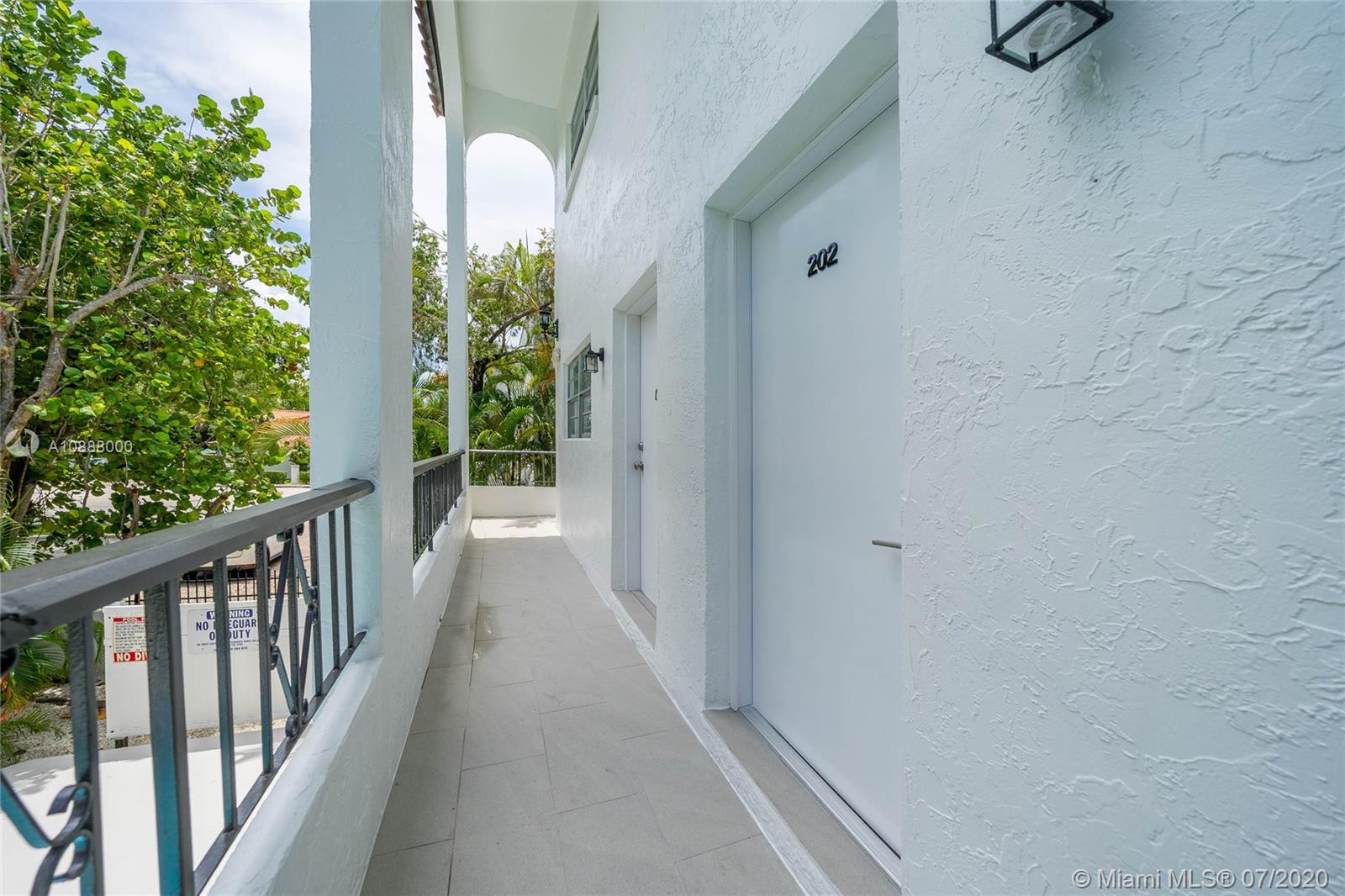 Coral Gables, FL 33134,338 Majorca Ave #202