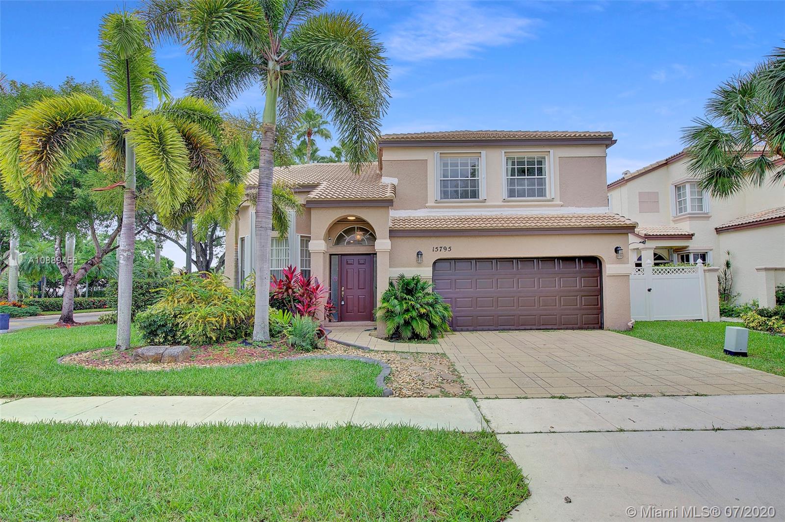 15795 NW 11th St, Pembroke Pines, FL 33028