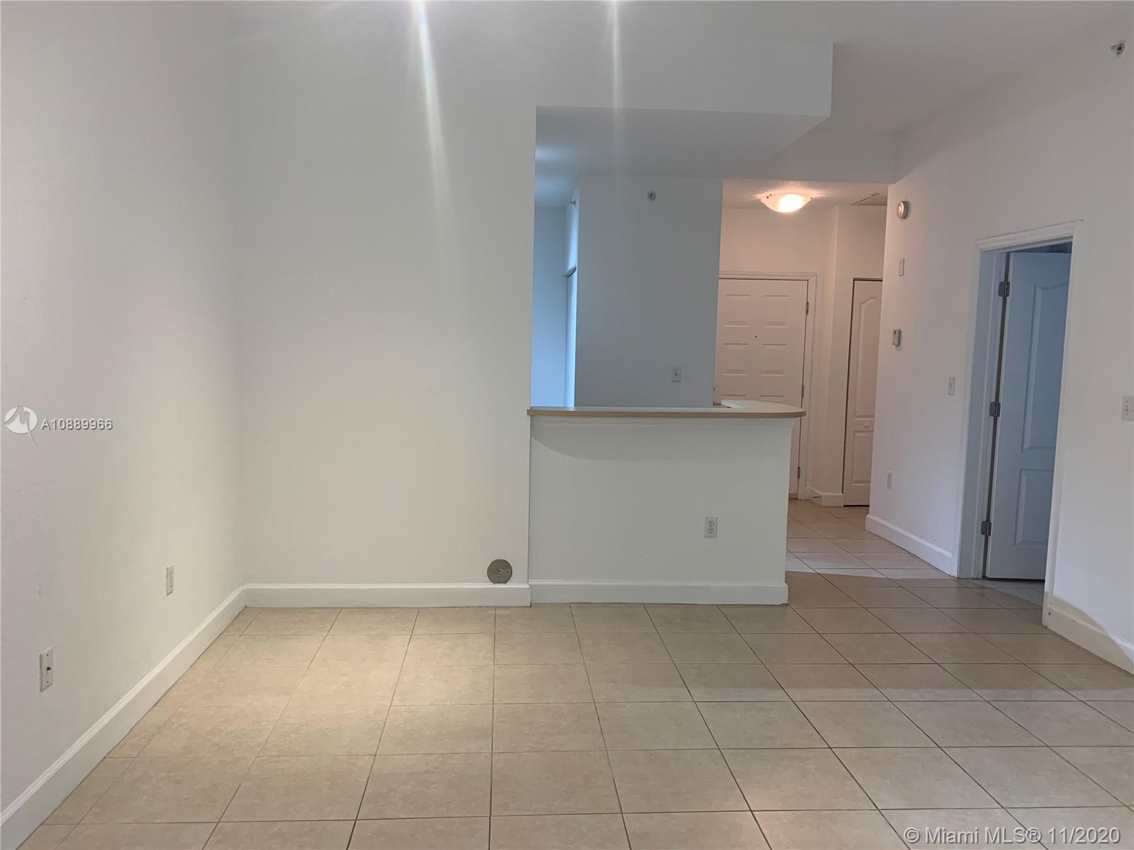 South Miami, FL 33143,6001 SW 70 St #104