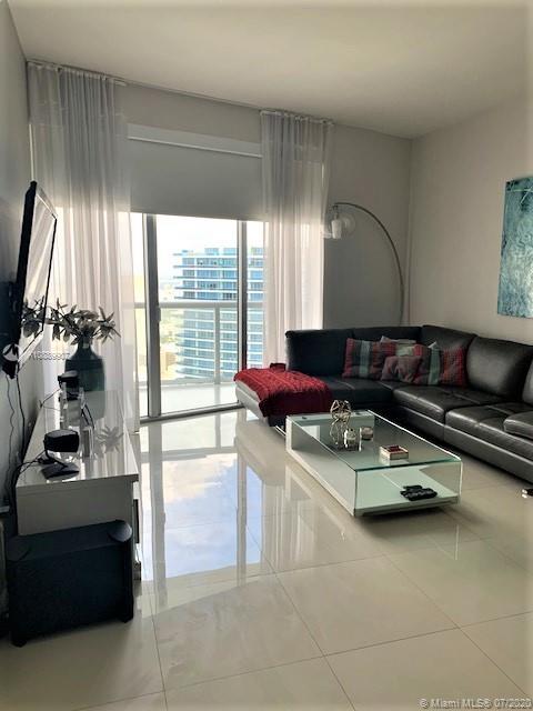 Miami, FL 33131,465 Brickell Ave #5206