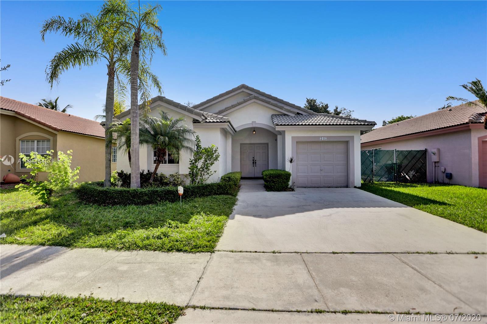 341 SW 203rd Ave, Pembroke Pines, FL 33029