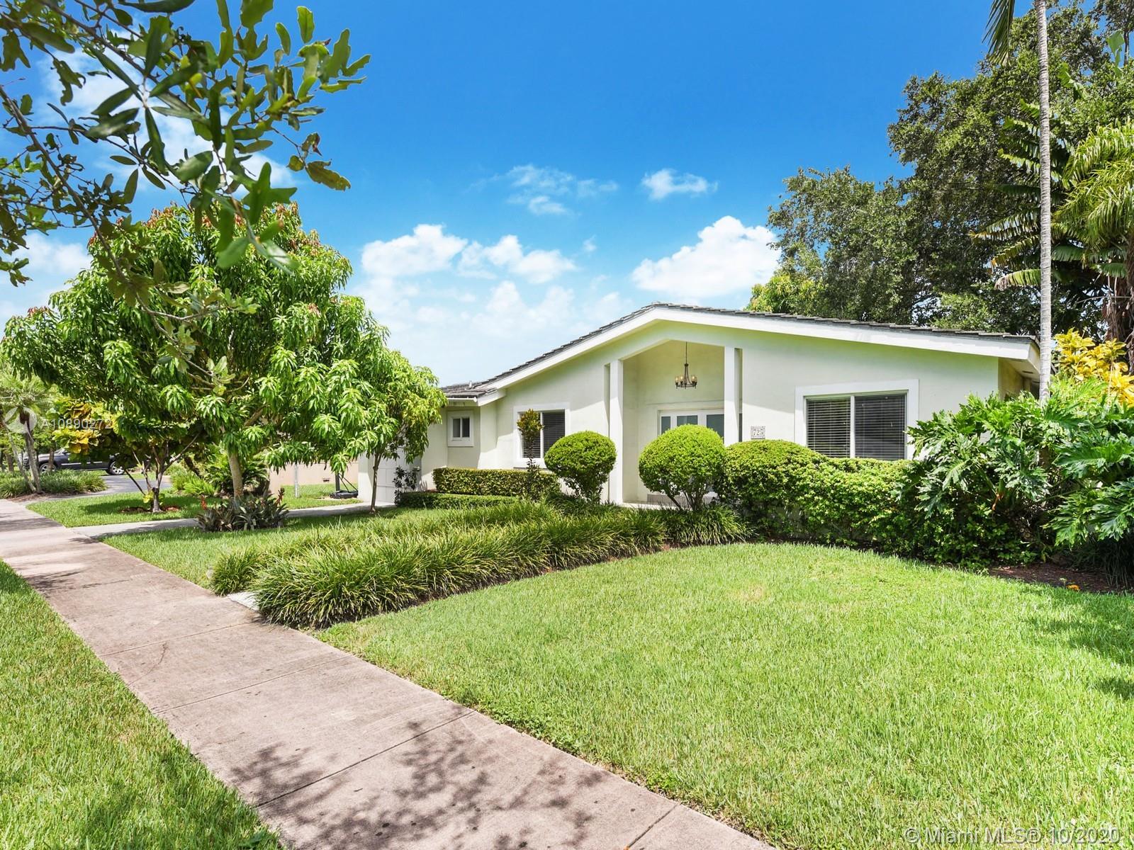 725 Benevento Ave, Coral Gables, FL 33146