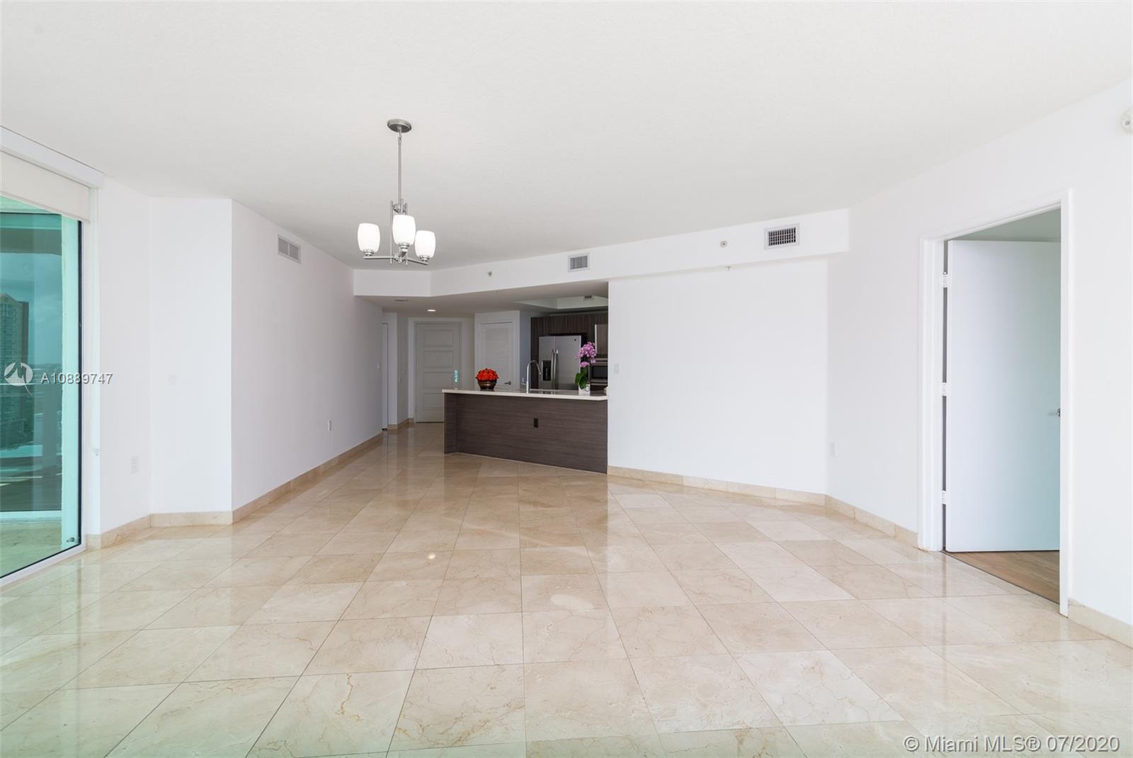 Sunny Isles Beach, FL 33160,200 Sunny Isles Blvd #2-1404