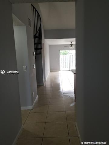 Miramar, FL 33023,6970 SW 38th Ct #4-P