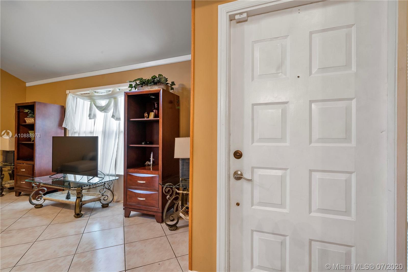 Coral Springs, FL 33071,8533 Shadow Ct #6-13