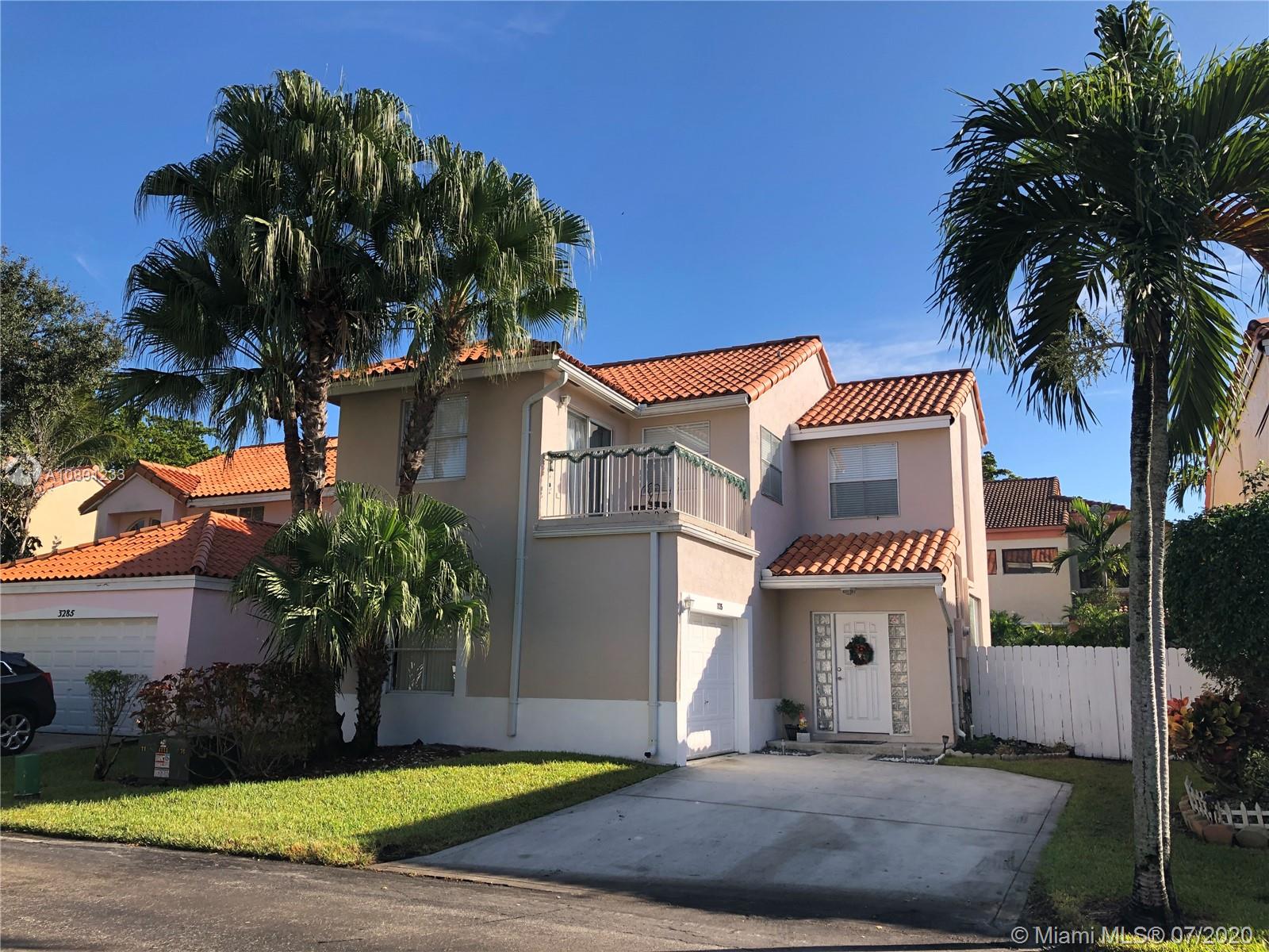 3275 N 36th Ave, Hollywood, FL 33021