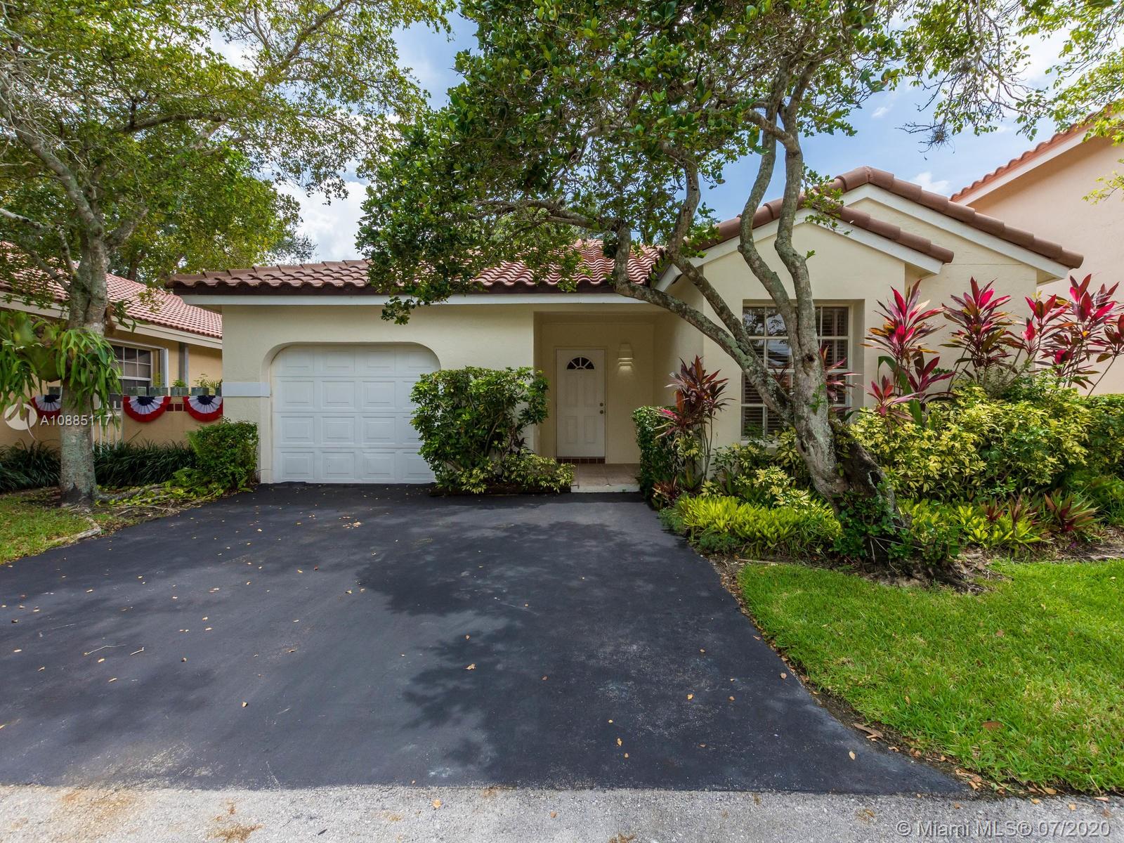 Weston, FL 33326,1303 Seagrape Cir