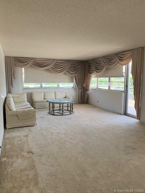 Sunny Isles Beach, FL 33160,250 174th St #304