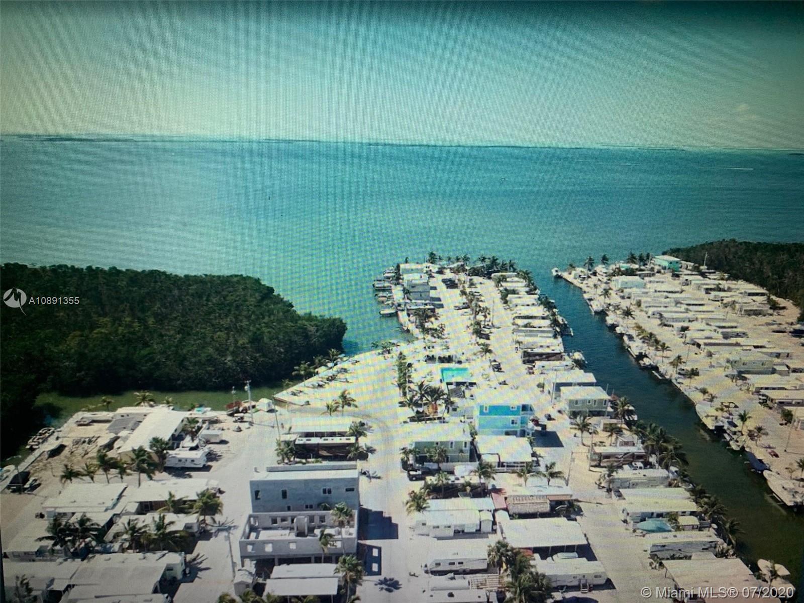 Key Largo, FL 33037,325 Calusa St Lot 525