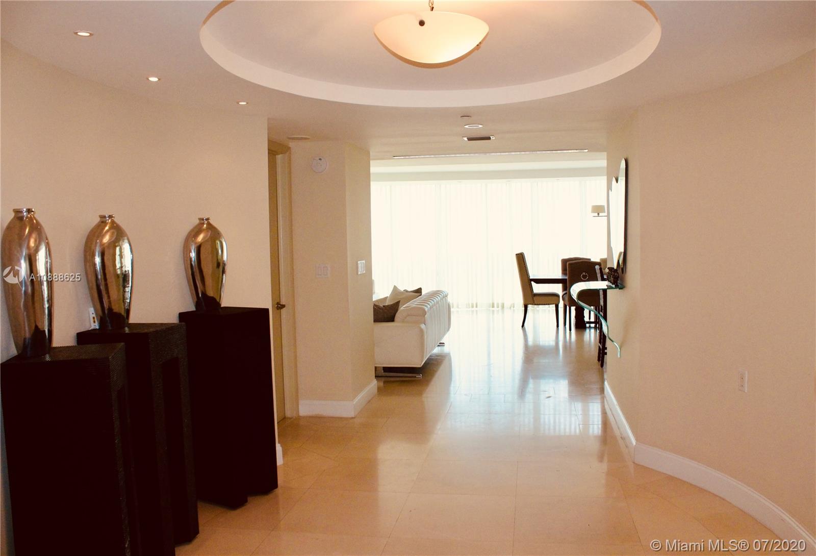 Sunny Isles Beach, FL 33160,18911 Collins Ave #1005