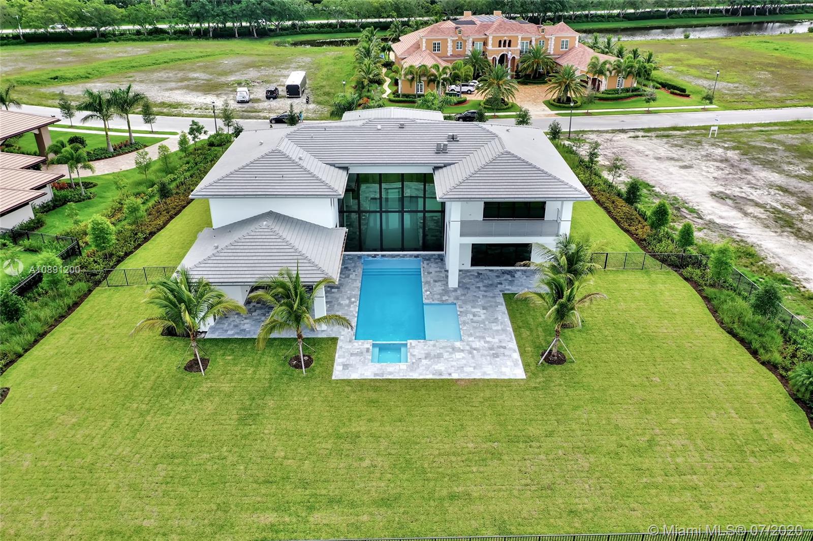 Weston, FL 33332,2829 Lake Ridge Lane