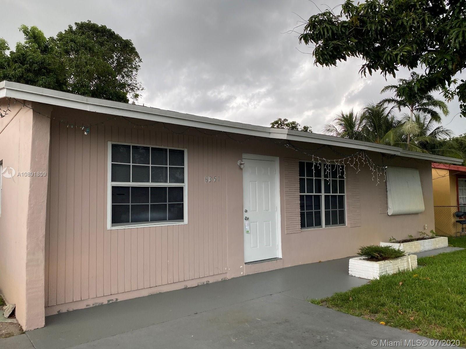 6351 Washington St, Hollywood, FL 33023