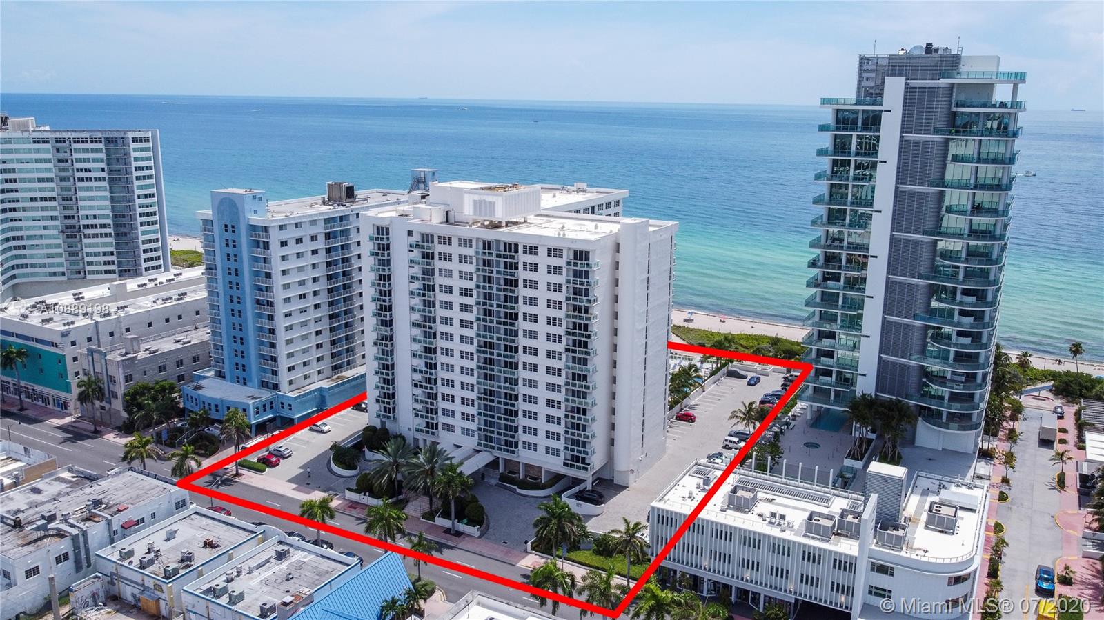 Miami Beach, FL 33141,6917 Collins Ave #620