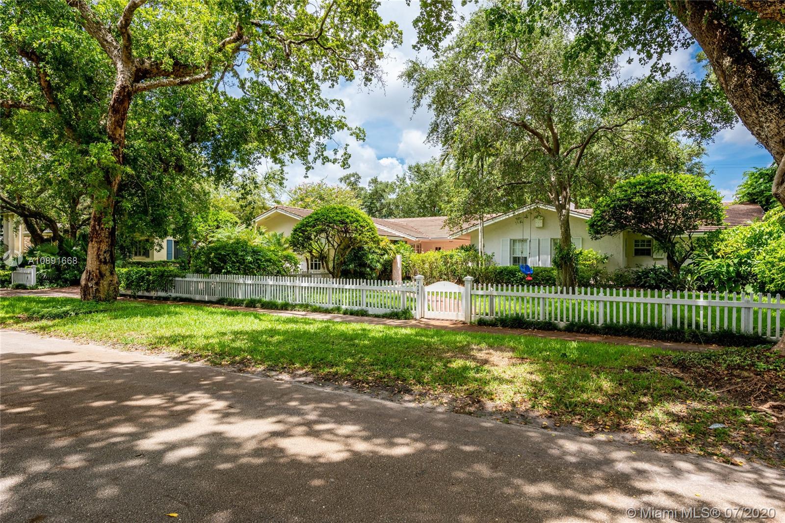 4430 Santa Maria St, Coral Gables, FL 33146