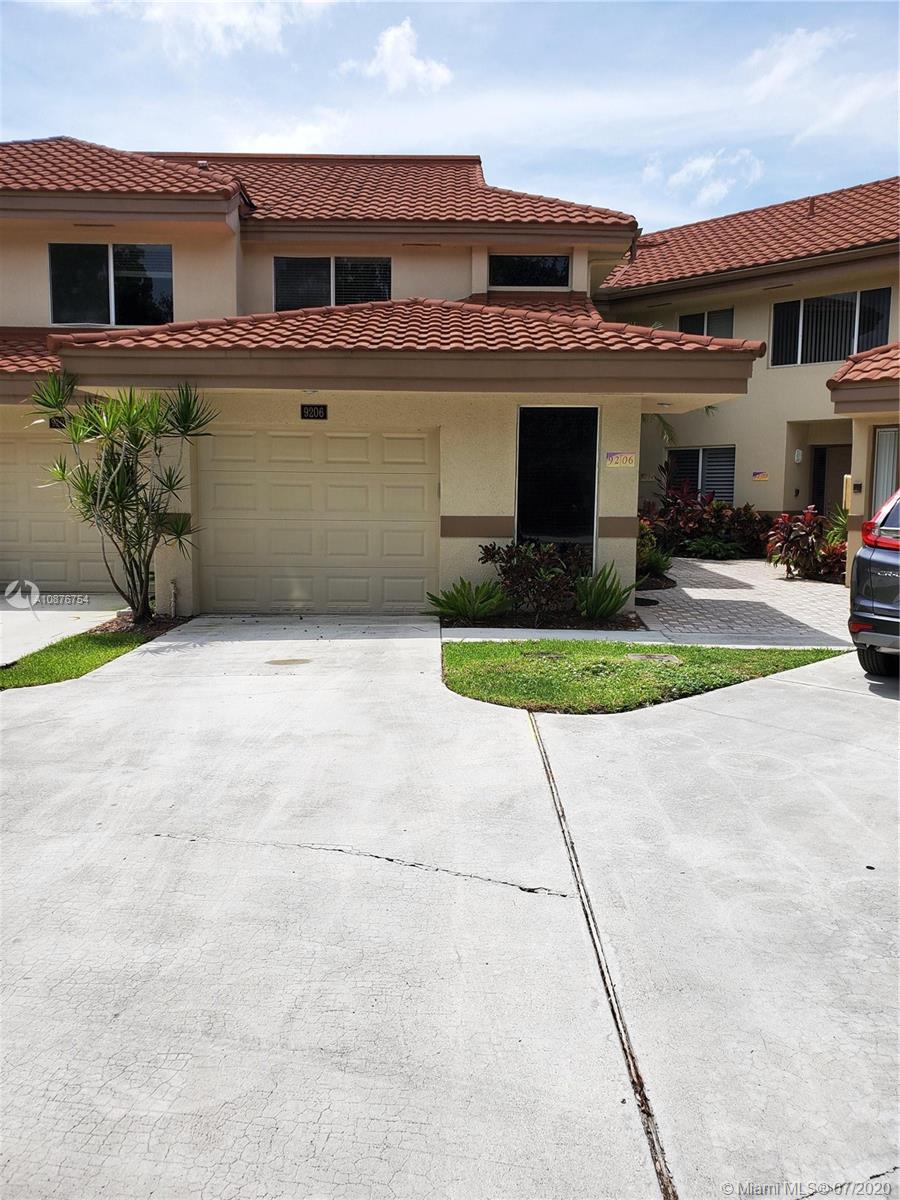 9206 NW 9th Ct, Plantation, FL 33324