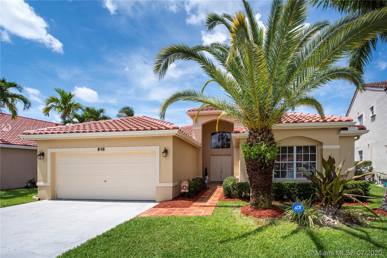 618 Cambridge Ter, Weston, FL 33326