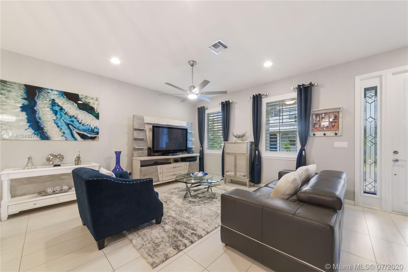 Hollywood, FL 33021,4023 Poinciana Ln #4023