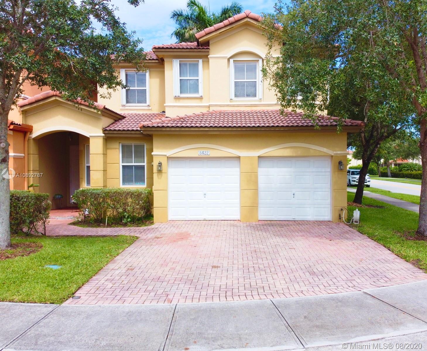 8422 NW 114th Path, Doral, FL 33178