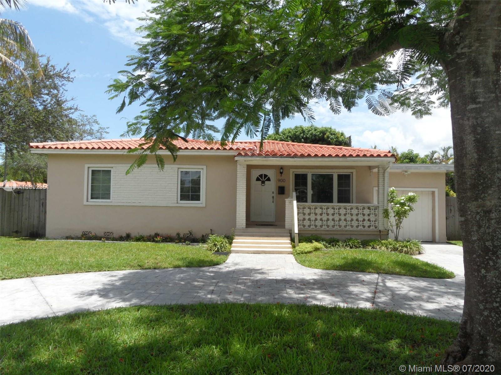 900 Wren Ave, Miami Springs, FL 33166