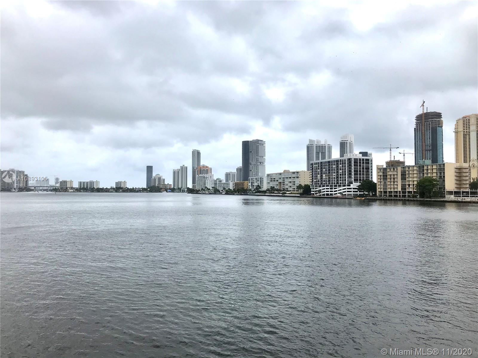 Sunny Isles Beach, FL 33160,301 174th St #514