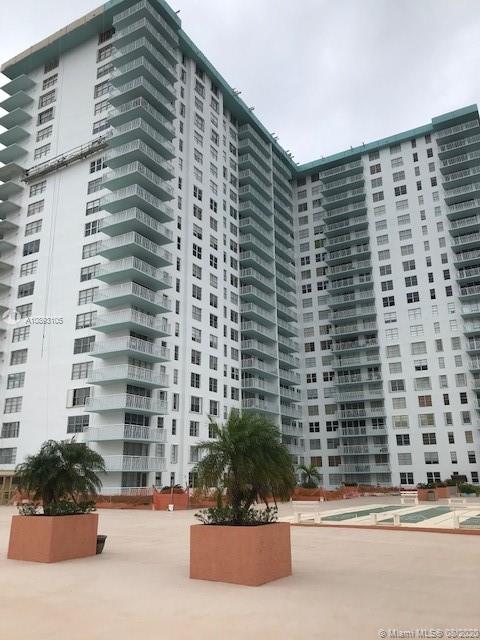 Sunny Isles Beach, FL 33160,301 174th St #514