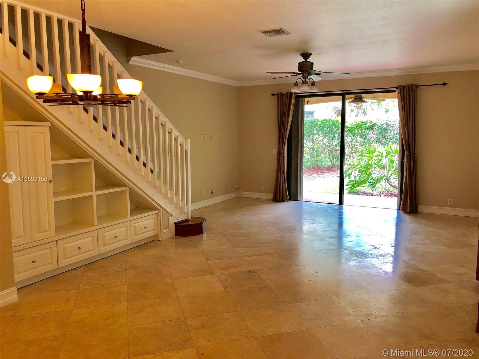 Weston, FL 33332,3945 Orange Tree Ln #3945