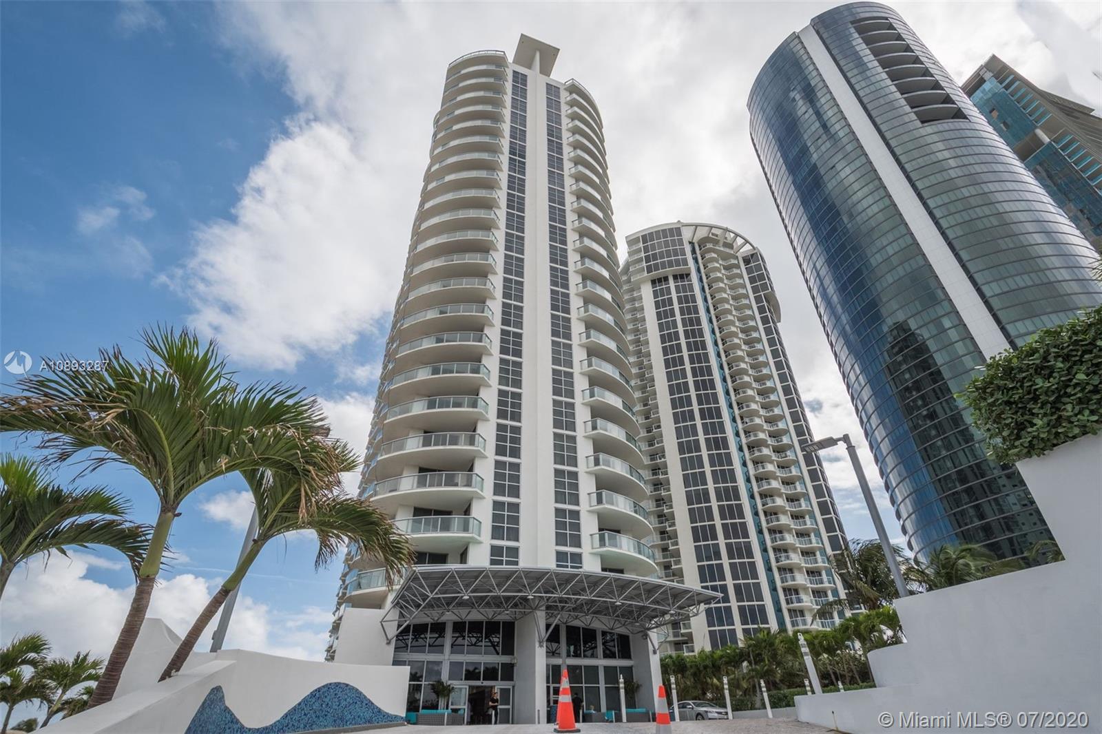 Sunny Isles Beach, FL 33160,18683 Collins Ave #1006