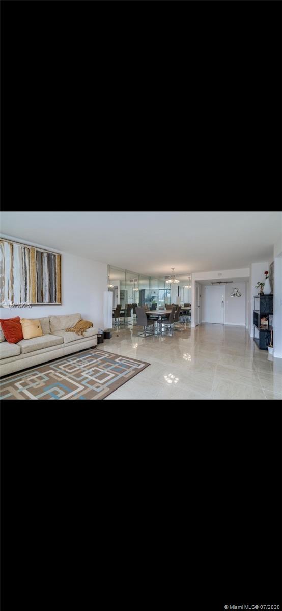 Hallandale Beach, FL 33009,2500 Parkview Dr #615