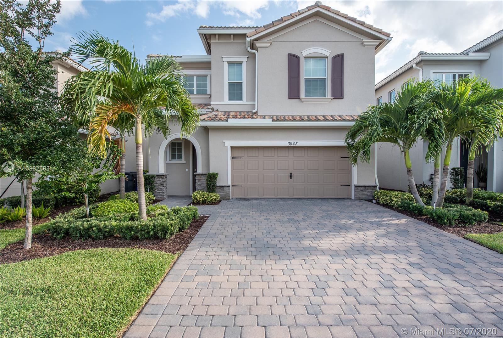 Hollywood, FL 33021,3943 Mahogany Ln