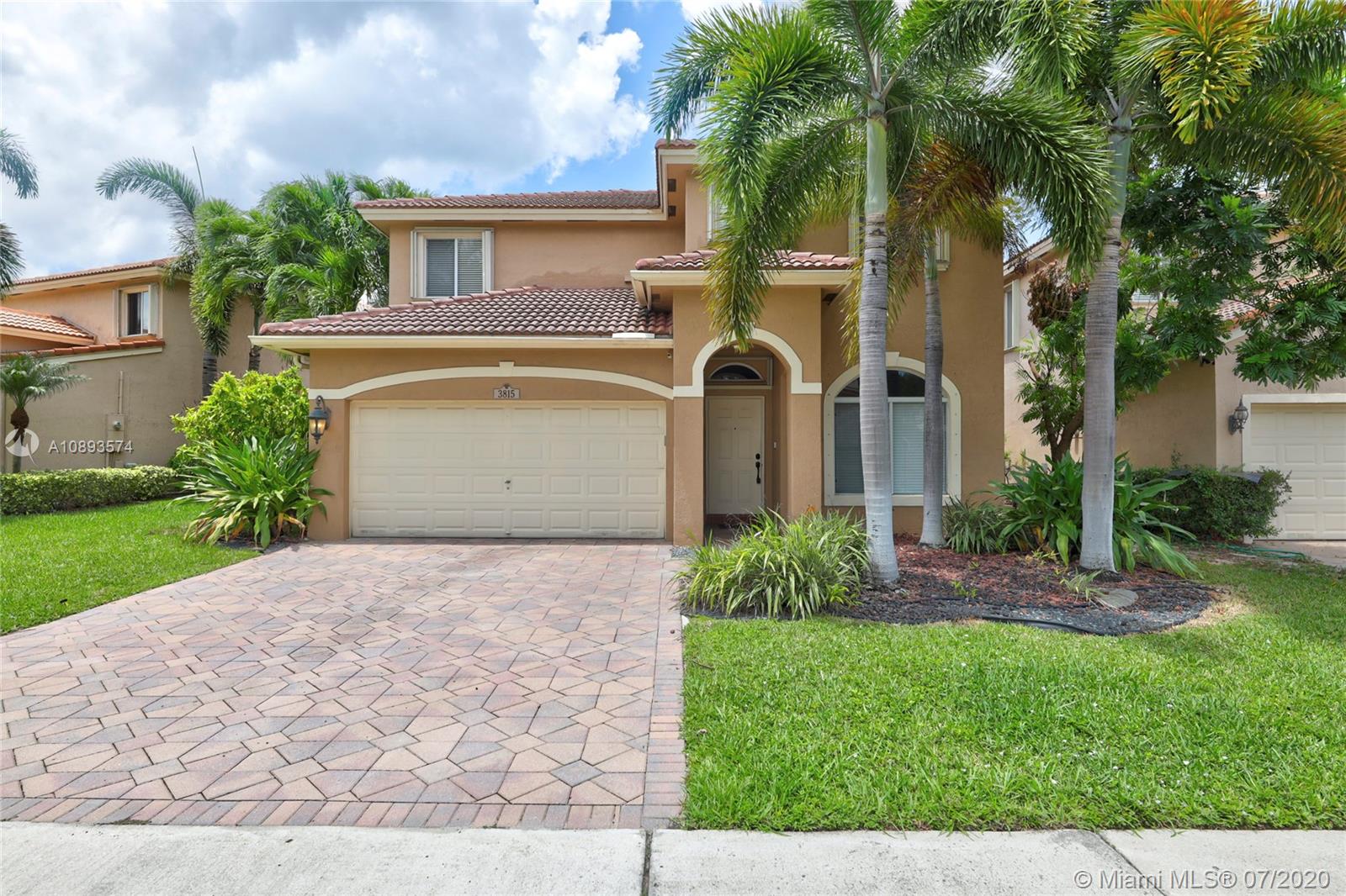 Coconut Creek, FL 33073,3815 Woodfield Ct